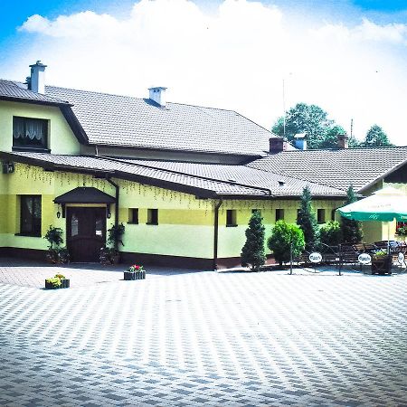 Zajazd Sielankowe Klimaty Kokotek Buitenkant foto